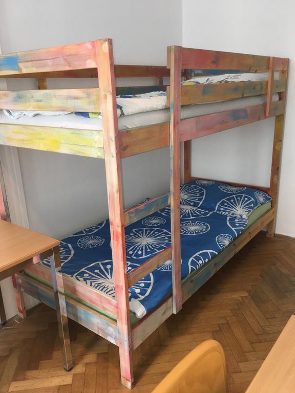 Chichilli Hostel Vienna Esterno foto