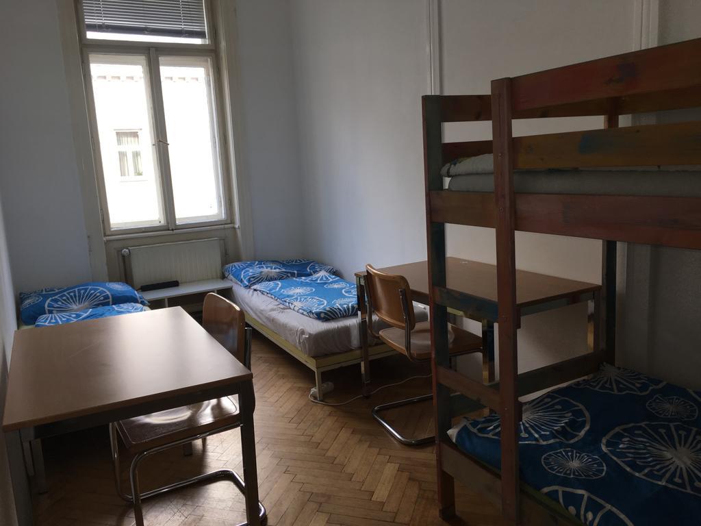 Chichilli Hostel Vienna Esterno foto