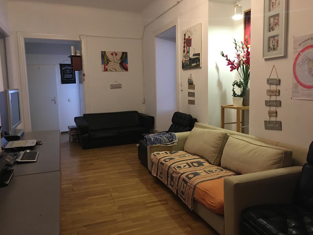 Chichilli Hostel Vienna Esterno foto